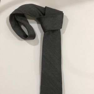 EXPRESS MEN’S 100% SILK TIE CHARCOAL